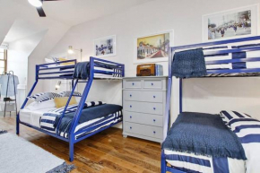 Designer Home Walking Distance To The French Quarter's